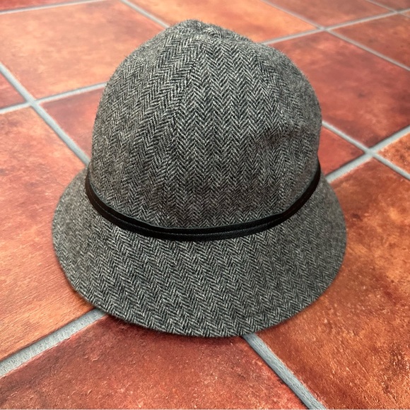 Coach Wool Herringbone Tweed Hat w/ Leather Trim - Picture 6 of 6